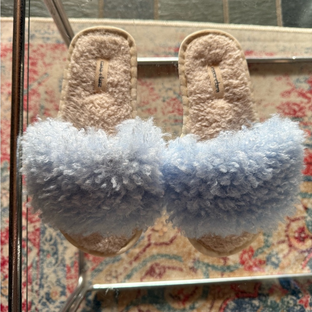 fluffy slippers